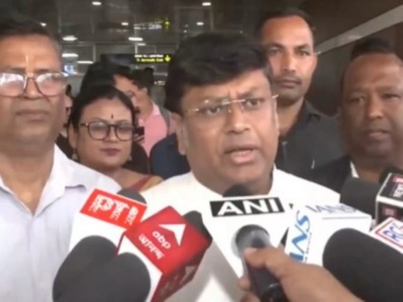 India News | 'Practising from Now On': Sukanta Majumdar Takes Jibe at Mamata Banerjee's Dharna Politics, Calls for Removal of Non-citizens from WB Voter List