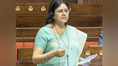 India News | Altercation Reported Between Police and MP Medha Kulkarni Amid Row over Pandava-era Stepwell in Pune