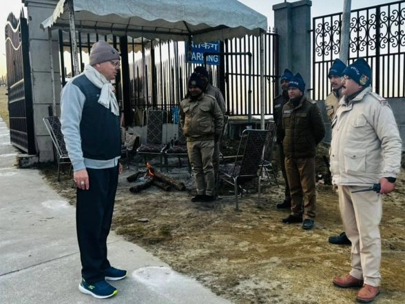 India News | Uttarakhand: CM Dhami Meets Sanitation Workers, Police Staff Ahead of Budget Session