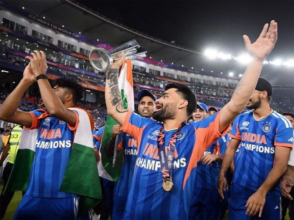 Sports News | PM Modi Praises Team India's Determination and Hard Work After Men in Blue Secure T20 World Cup 2026 Trophy