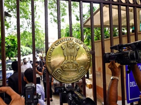 India News | Excise Policy Case: Delhi HC to Stay Remarks Against CBI Team, Asks Trial Court to Defer PMLA Proceedings; Notice Issued to Kejriwal, Sisodia, and Others