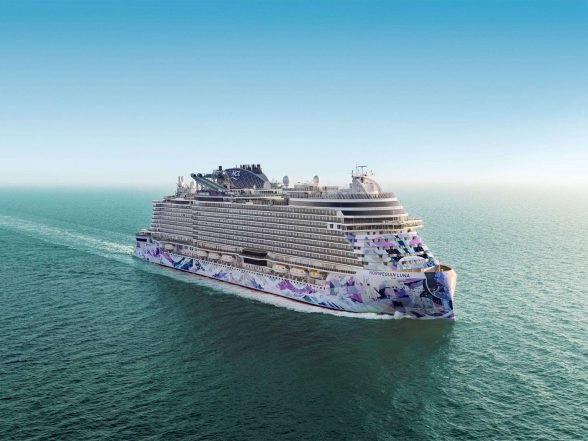 Business News | Norwegian Cruise Line® Welcomes Norwegian Luna™ to Its Fleet