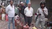 India News |  Uttar Pradesh: Consumers Line Up Outside Gas Agencies Amid Domestic Gas Shortage Fears
