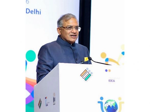 India News | Opposition Collects Signatures on Impeachment Motion Against CEC Gyanesh Kumar