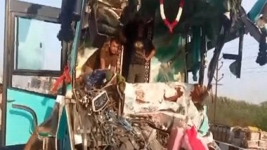 India News | UP: One Dead, Several Injured After Bus Rams into Stationary Truck in Kanpur