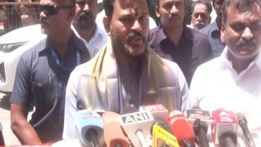 India News | TN: Union Minister Ram Mohan Naidu Visits Meenakshi Sundareswarar Temple in Madurai