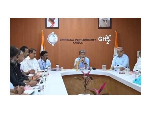 India News | Deendayal Port Authority Chairman Holds Trade Meet Following 150 Million Ton Cargo Throughput Milestone, Interacts with Stakeholders