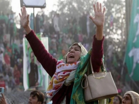 World News | Pakistan Criticised After Women Activists Detained Before Aurat March