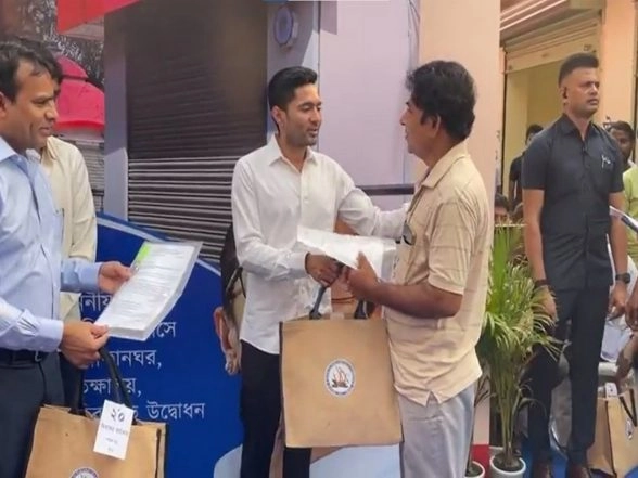 India News | West Bengal: TMC MP Abhishek Banerjee Hands over Renovated Stalls Near Baba Boro Kachari Temple