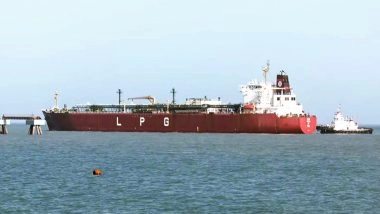 World News | Indian Navy Deploys Warships for Safe Passage of Indian Vessels in Strait of Hormuz