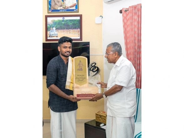Sports News | Kerala CM Pinarayi Vijayan Meets Sanju Samson After India's T20 WC 2026 Win