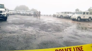 India News | Andhra Pradesh: Several Shops Gutted After Fire Breaks out in Auto Nagar Area