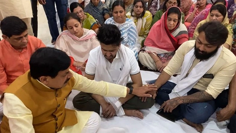 India News | MP: CM Mohan Yadav Meets Victims of Indore Fire Incident