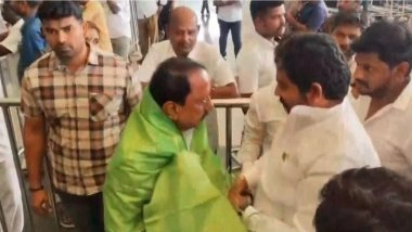 India News | TVK Leader Sengottaiyan Receives Warm Welcome from Party Members After Pre-election Meeting