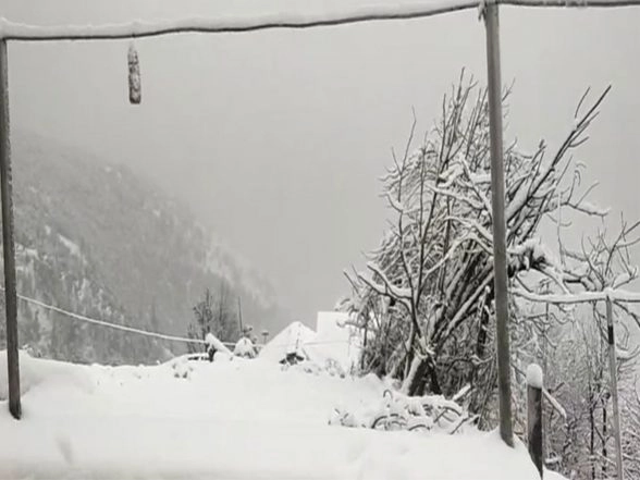 India News | Uttarakhand: State Emergency Operations Centre Issues Snowfall, Avalanche Alert for High-altitude Areas