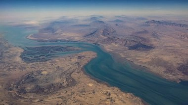 World News | UK Approves US to Use Its Bases to Attack Iranian Sites Targeting Strait of Hormuz