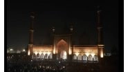 India News | Eid-ul-Fitr 2026: Devotees Gather at Delhi's Jama Masjid to Offer Eid-ul-Fitr Prayers; Festivities Begin