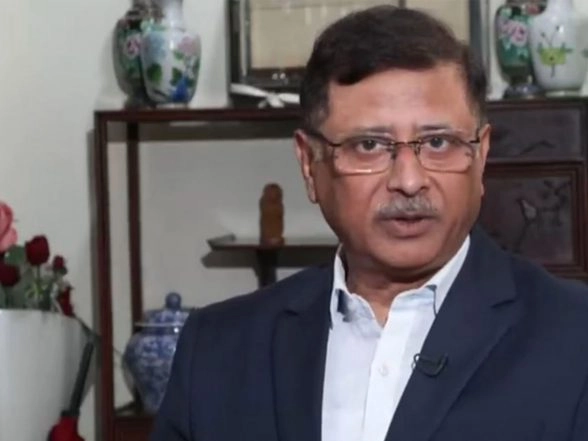 World News | Trudeau Govt's Allegations Were Politically Motivated: Ex-High Commissioner on Canada Police Chief's Assertion No Threat to Canadians from Agents Linked to India