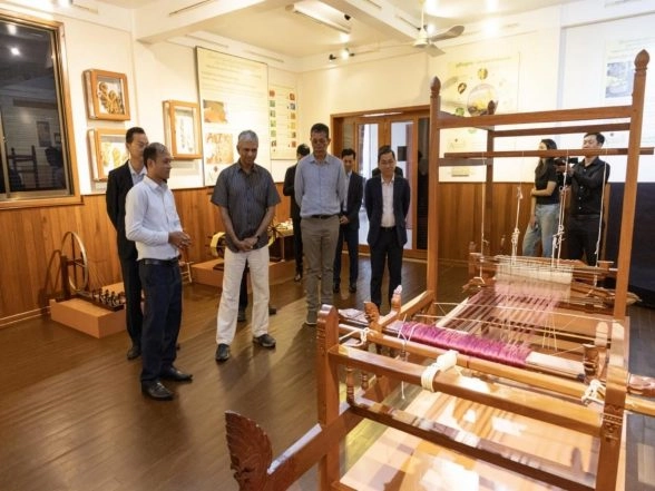 World News | MEA Secretary (East) P Kumaran Visits Mekong-Ganga Cooperation Textile Museum in Cambodia