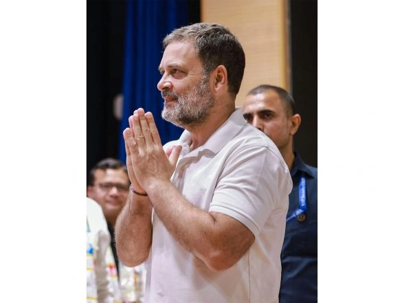 India News | Congress Leader Rahul Gandhi to Visit Vadodara to Hold Discussions on Tribal Issues