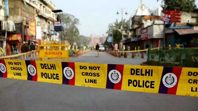 India News | Delhi Police Solves Robbery Case Within 12 Days, Recover 15.95 Lakh Cash