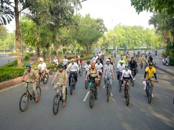 Sports News | Guardians of Nature Ride Together at 66th Edition of Fit India Sundays on Cycle