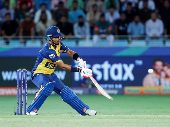 Sports News | IPL 2026: Dasun Shanaka Set to Replace Injured Sam Curran for Rajasthan Royals