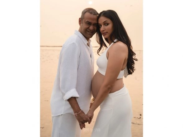 Entertainment News | 'Ghajini' Producer Madhu Mantena, Wife Ira Trivedi Blessed with Baby Boy