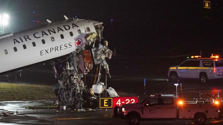 World News | Six Injured in the Air Canada Express Plane Collision at New York's La Guardia's Airport