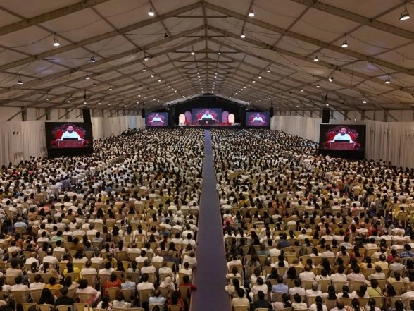 Business News | SRMD Inaugurates Borivali Spiritual Centre, Marks Milestone with Three-Day Spiritual Programme