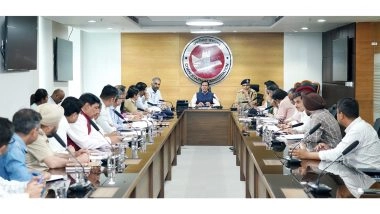 India News | Chandigarh Chief Secretary Reviews Arrangements for Air Show at Sukhna Lake