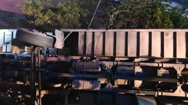 India News | Delhi: 2 Dead, 23 Injured After Private Tourist Bus Overturns in Karol Bagh