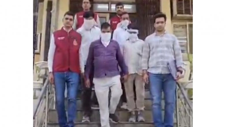 India News | Four Arrested as Police Bust Alleged Illegal LPG Racket in Delhi