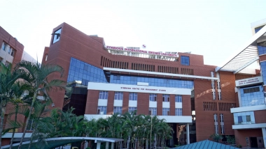 Business News | Admission Closing Soon for SCMS Pune Via SET