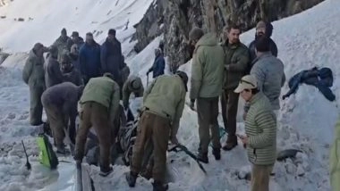 India News | 7 Killed, Several Injured in Zojila Pass Avalanche; Ladakh LG Saxena Says Monitoring Situation