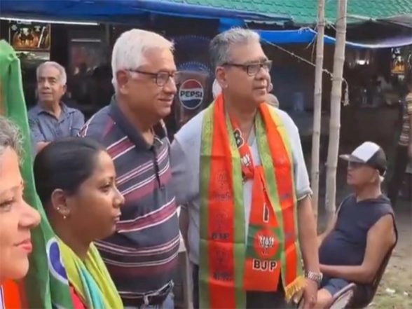 India News | West Bengal: BJP's Bidhannagar Candidate Conducts Morning-walk Campaign Ahead of Polls