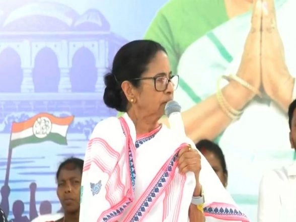 India News | People Won't Be Able to Eat Non-veg Under BJP: West Bengal CM Mamata Banerjee