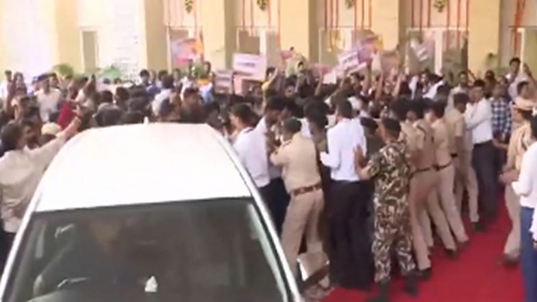 India News | Bihar: Patna Uni Students Protest Against CM Nitish Kumar During New Building's Inauguration