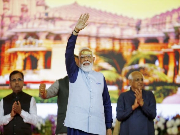 LatestLY - Politics Business - News Image