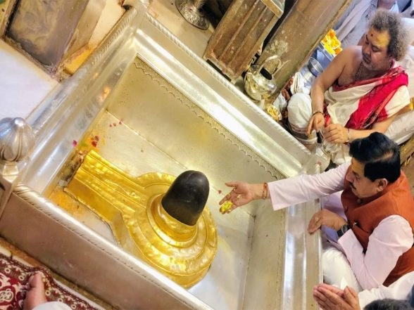 LatestLY - Politics - News Image