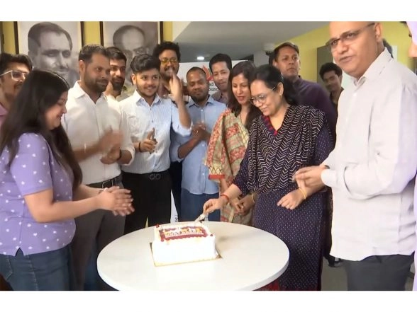 LatestLY - Politics - News Image