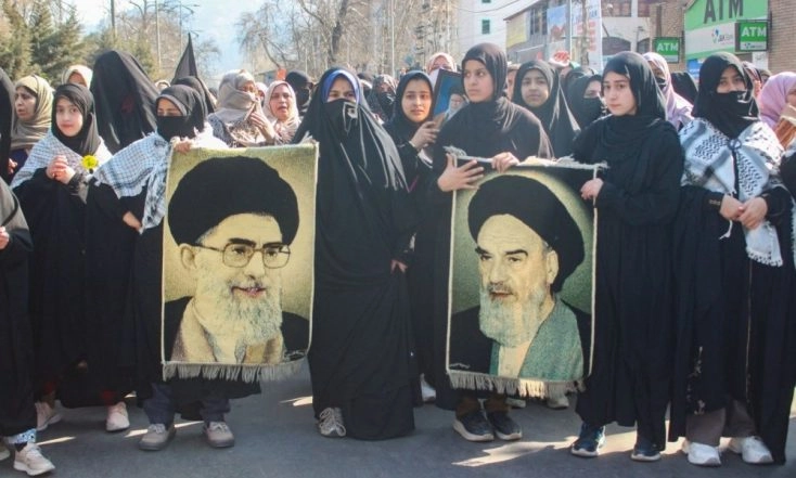 Kashmir Shutdown: Schools, Colleges, Universities Closed for 2 Days Amid Protests Over Killing of Ayatollah Ali Khamenei, LG Manoj Sinha Appeals to Communities to Stay Peaceful