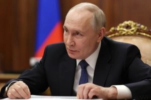 Russia Internet Crackdown: Moscow Intensifies Digital Restrictions With Widespread Jams and Targeted Messaging Blocks