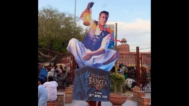 &lsquo;Bhooth Bangla&rsquo; Street Takeover: Akshay Kumar&rsquo;s Quirky Lantern Posters Spark National Frenzy Ahead of April Release (View Post)