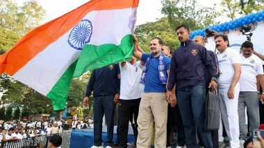 Rahul Gandhi Flags Off &lsquo;Run for Ambedkar, Run for Constitution&rsquo; Marathon in Delhi (See Pics and Video)