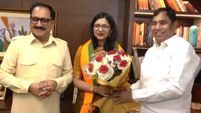 Swati Maliwal Formally Joins BJP in Presence of Delhi BJP Chief Virendra Sachdeva