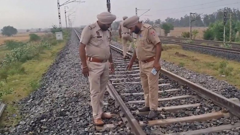 Punjab Blast: Man Killed in Explosion While Allegedly Planting Bomb on Delhi-Rajpura Railway Track in Patiala (Watch Video)
