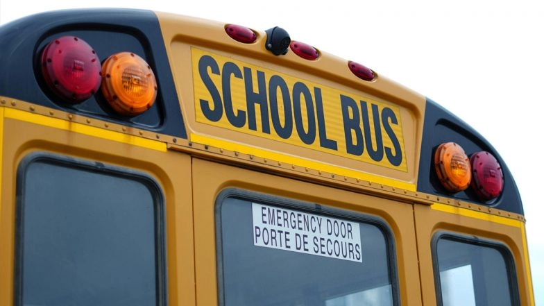 US Viral Video: 5 Students in Mississippi Stop School Bus After Driver Passes Out During Asthma Attack