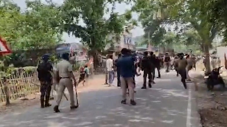 Murshidabad Poll Violence: TMC and Humayun Kabir Supporters Clash in Nowda; Election Commission Seeks Urgent Report (Watch Videos)