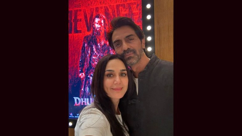 Arjun Rampal and Preity Zinta Spotted at PBKS vs LSG, Actor Receives Standing Ovation for &lsquo;Dhurandhar 2&rsquo; Success